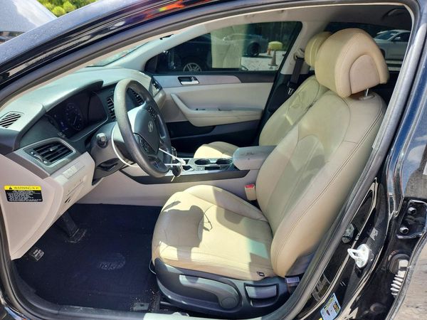 2017 HYUNDAI SONATA SE, Eco