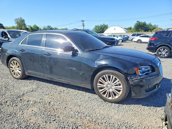 2014 CHRYSLER 300