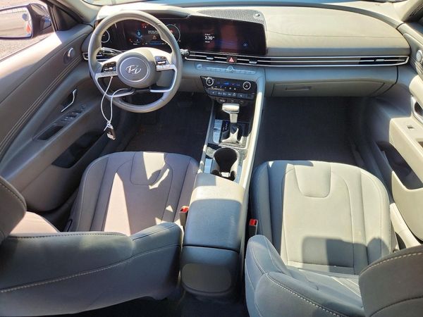 2023 HYUNDAI ELANTRA SEL w/Convenience Pkg