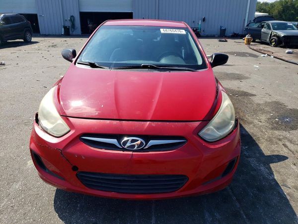 2013 HYUNDAI ACCENT GLS, GS