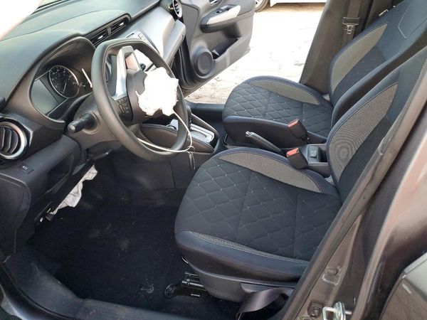 2018 NISSAN KICKS — DENT