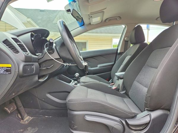 2018 KIA FORTE — DENT