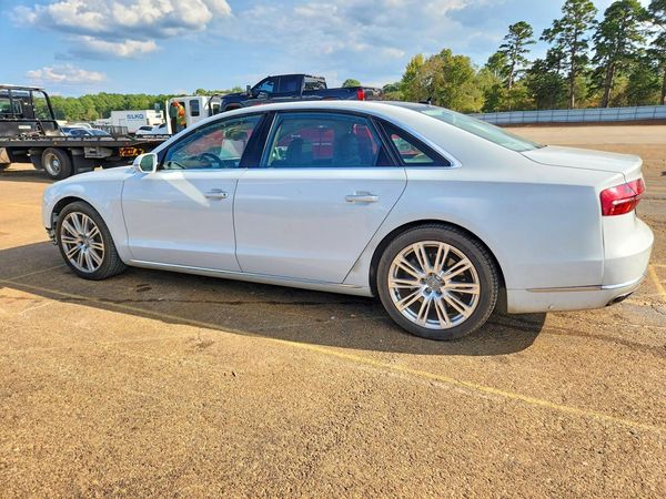 2016 AUDI A8 — DSRA