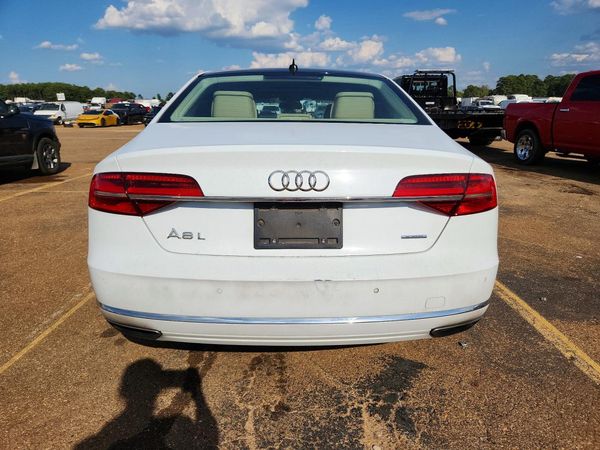 2016 AUDI A8 — DIRR