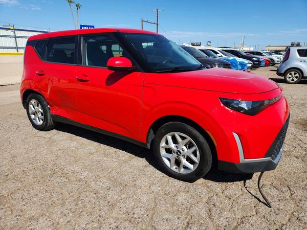 2023 KIA SOUL LX, S — Passenger 3/4
