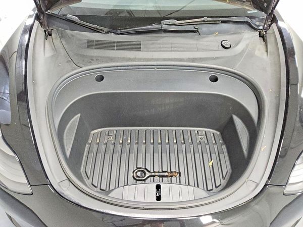 2023 TESLA MODEL 3 — Engine bay
