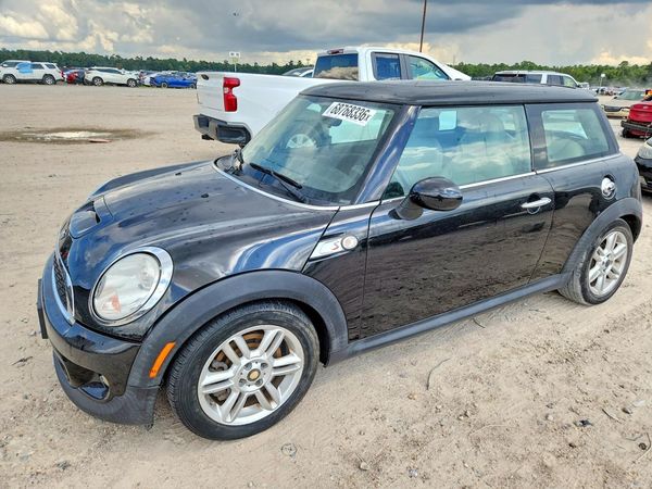 2012 MINI COOPER