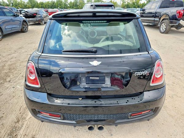 2012 MINI COOPER