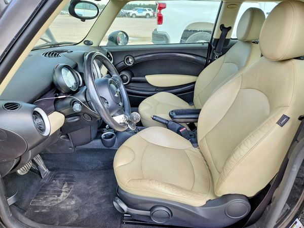 2012 MINI COOPER