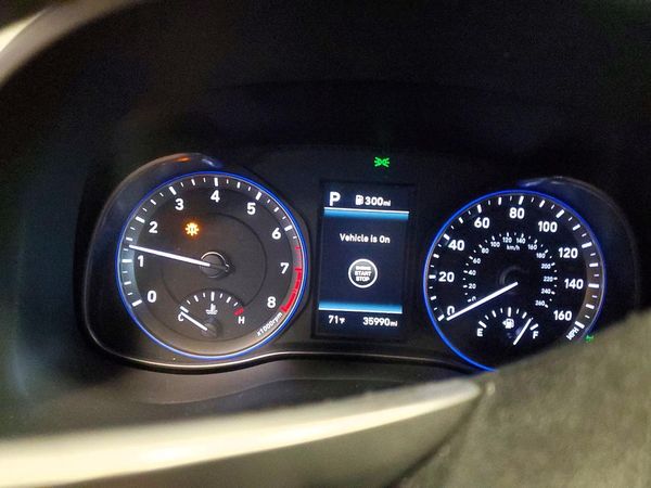 2021 HYUNDAI KONA Limited — ODOM