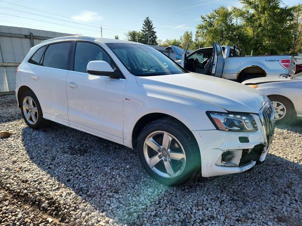 2012 AUDI Q5 Prestige