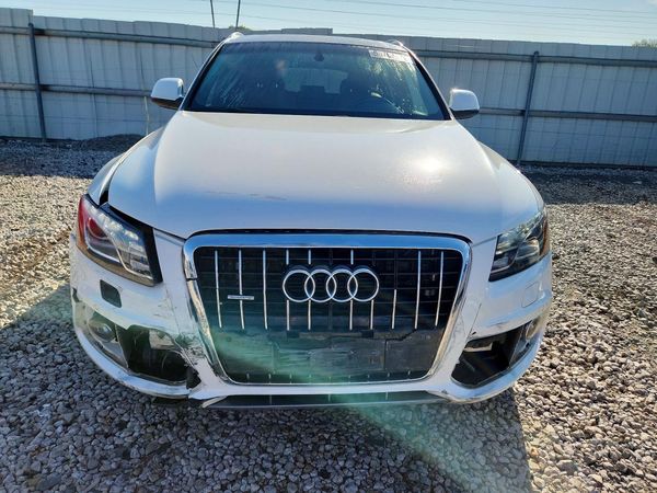 2012 AUDI Q5 Prestige
