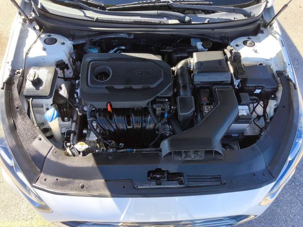2018 HYUNDAI SONATA — Engine bay