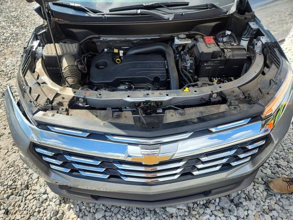 2025 CHEVROLET EQUINOX 1LT — Engine bay
