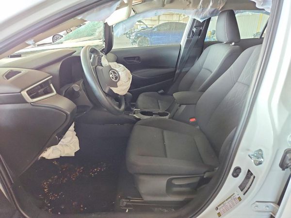 2026 TOYOTA COROLLA LE — DENT