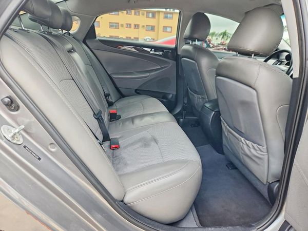 2014 HYUNDAI SONATA
