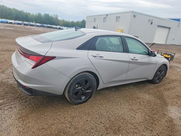2022 HYUNDAI ELANTRA SEL — PSRA