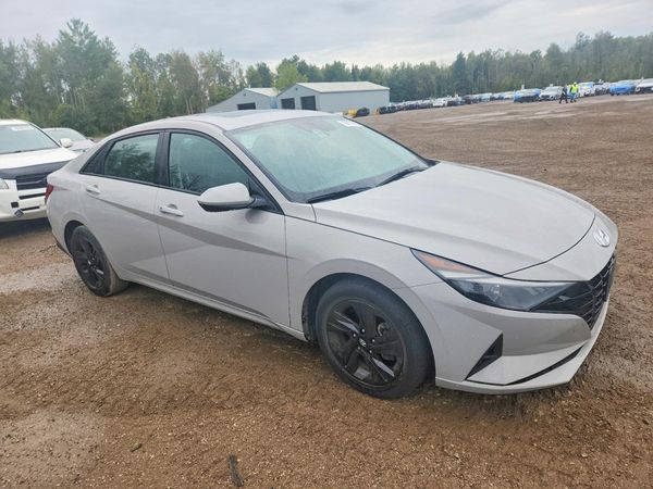2022 HYUNDAI ELANTRA SEL — Passenger 3/4