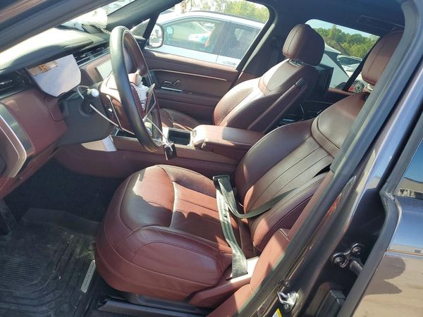 2024 LAND ROVER RANGE ROVER SE — DENT
