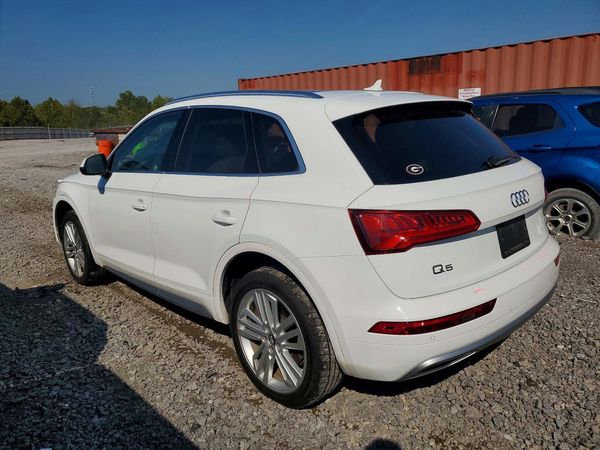 2020 AUDI Q5 quattro Premium Plus