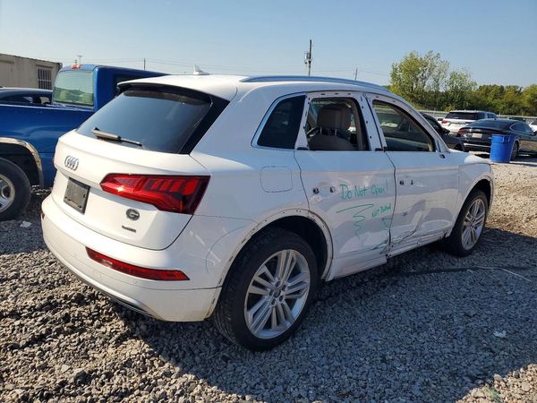 2020 AUDI Q5 quattro Premium Plus