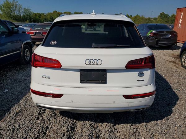 2020 AUDI Q5 quattro Premium Plus