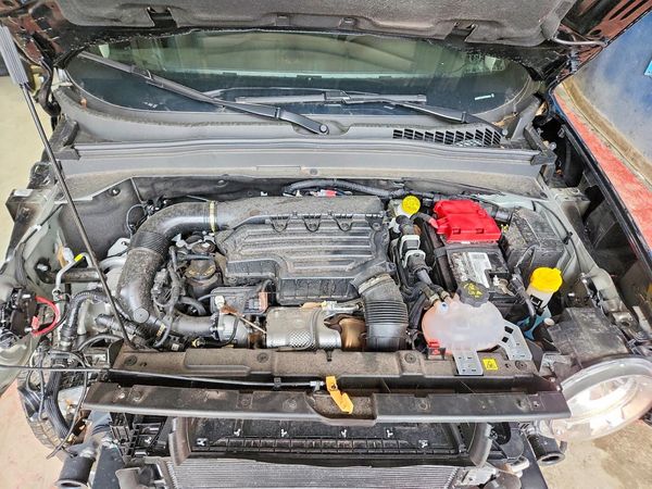 2023 JEEP RENEGADE — Engine bay