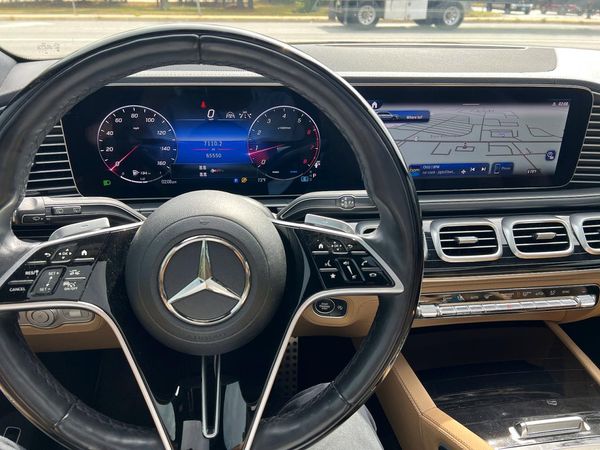 2024 MERCEDES-BENZ GLS