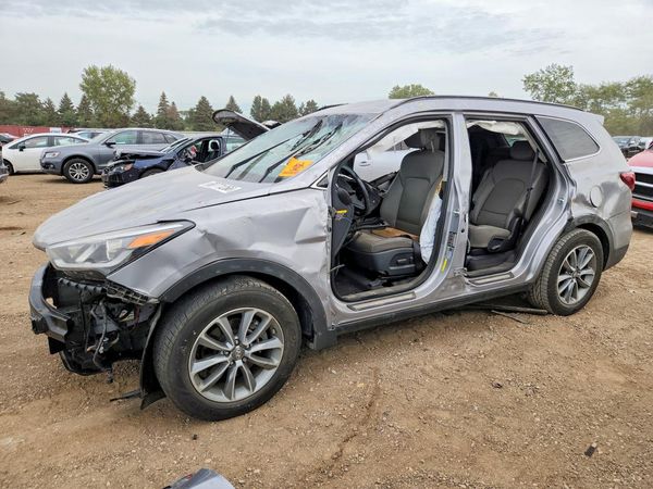 2017 HYUNDAI SANTA FE GLS — Front 3/4