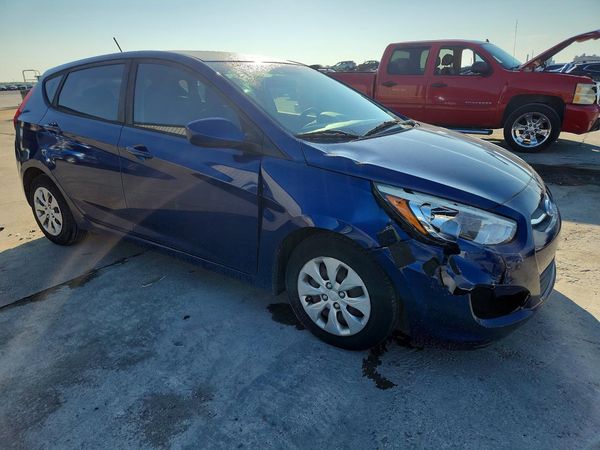 2017 HYUNDAI ACCENT SE Base