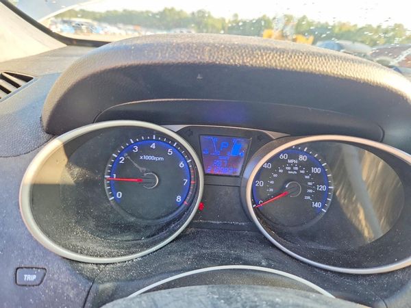 2013 HYUNDAI TUCSON GL