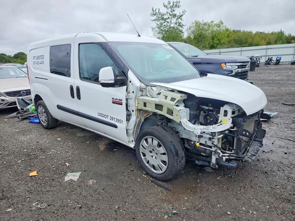 2019 RAM PROMASTER CITY SLT — Passenger 3/4