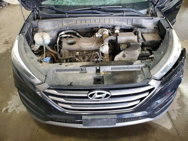 2016 HYUNDAI TUCSON