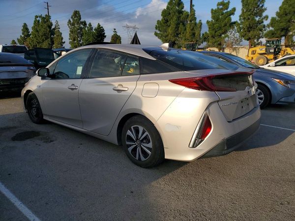 2017 TOYOTA PRIUS Three/Four/Four Adv — DSRA