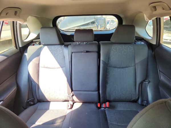 2021 TOYOTA RAV4 XLE — SUVN