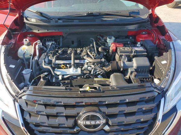 2024 NISSAN KICKS — Engine bay