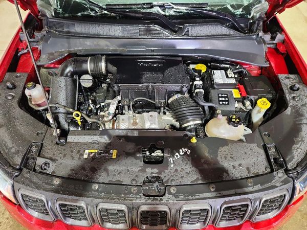 2025 JEEP COMPASS Trailhawk — Engine bay
