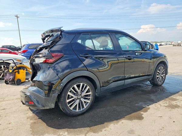 2021 NISSAN KICKS SV