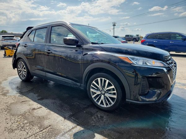2021 NISSAN KICKS SV