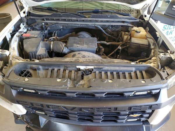 2021 CHEVROLET SILVERADO Work Truck — Engine bay