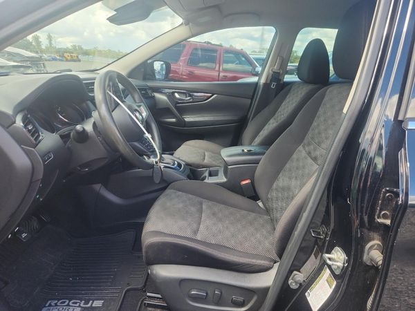 2019 NISSAN ROGUE SPORT — DENT