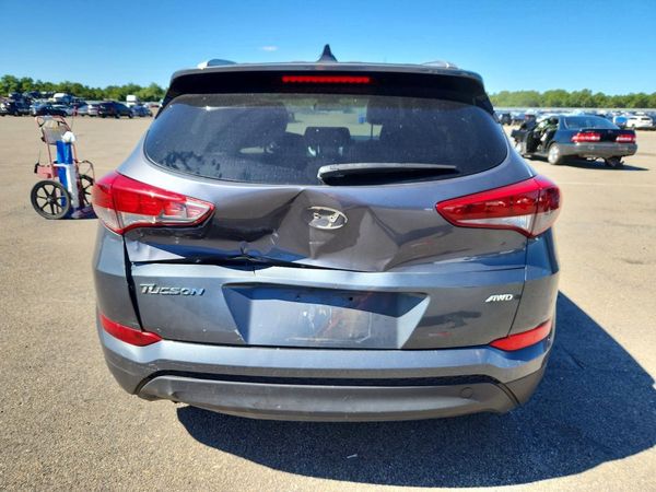 2018 HYUNDAI TUCSON