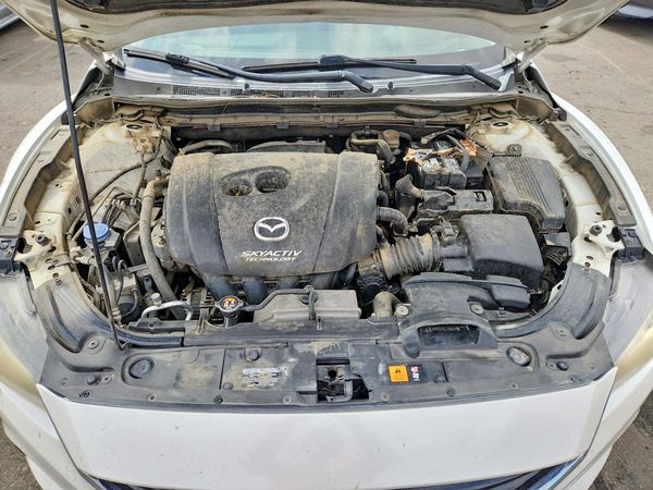 2016 MAZDA 6 Touring/GS — Engine bay