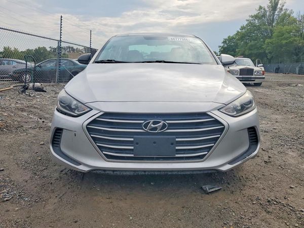 2017 HYUNDAI ELANTRA SE Base — DIRF
