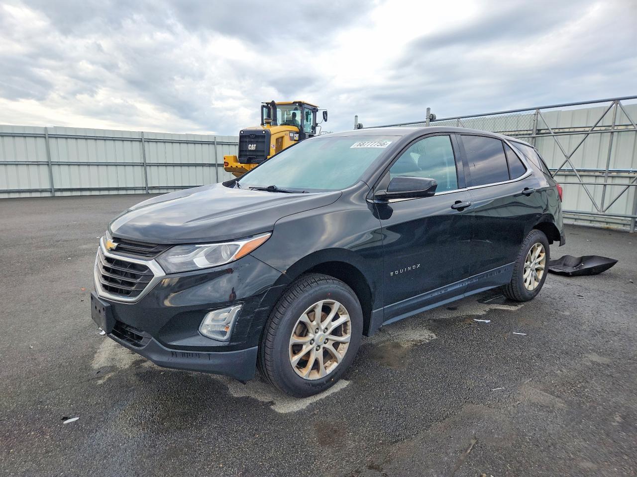 2018 CHEVROLET EQUINOX LT (1LT) — Front 3/4