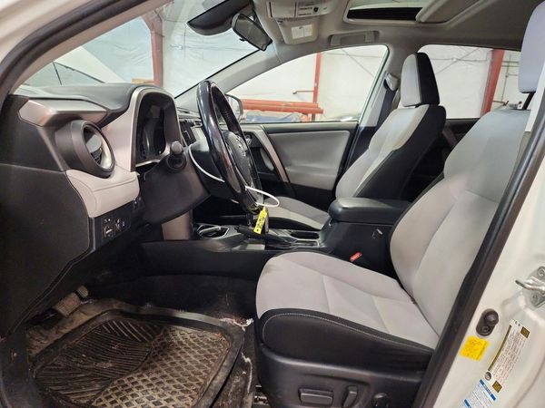 2018 TOYOTA RAV4 Adventure/XLE