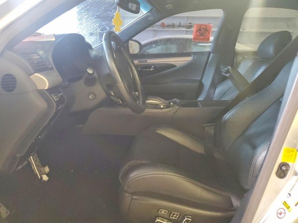 2013 LEXUS LS460 460 — DENT