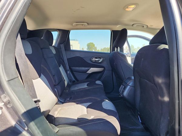 2018 JEEP CHEROKEE