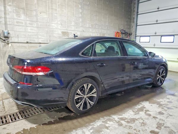 2022 VOLKSWAGEN PASSAT SE