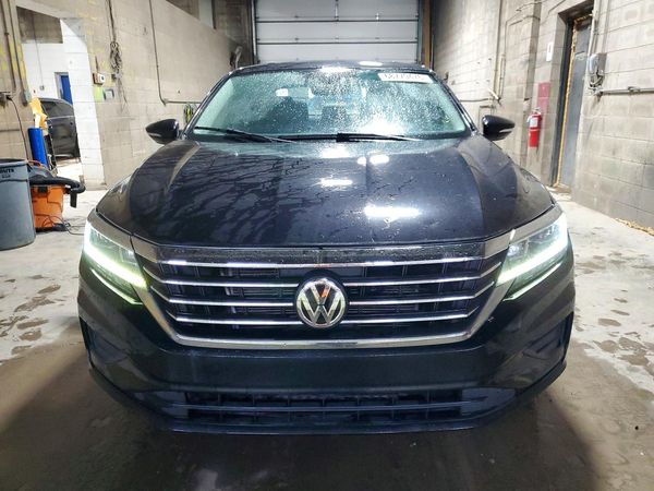 2022 VOLKSWAGEN PASSAT SE